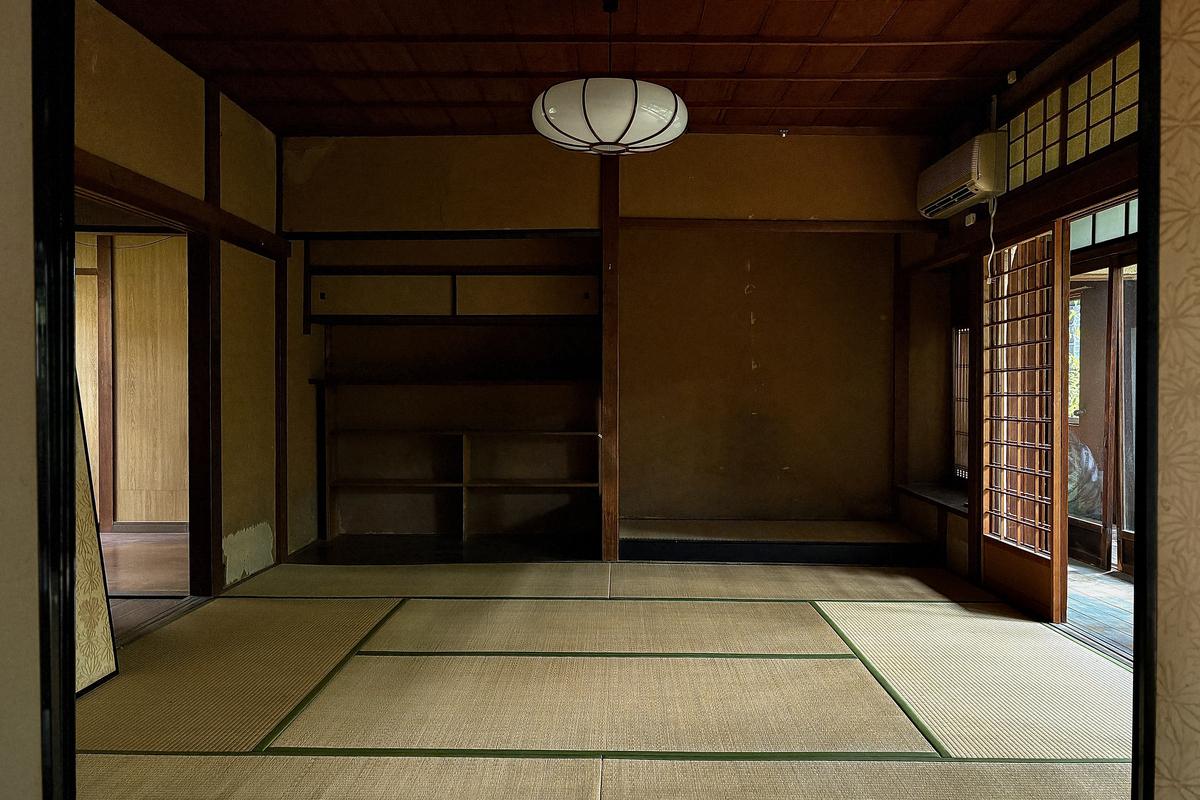 京都市右京区龍安寺斎宮町15番地2の賃貸物件/少し陰った感じもこの家では妙に落ち着きを感じます