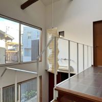 京都市上京区御前通仁和寺街道下る三筋目東入る西上之町278-5の賃貸物件/アクリル板の廊下。