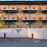 京都市左京区岡崎天王町43の賃貸物件/タイル張りのマンション。今回のお部屋は3階部分です。