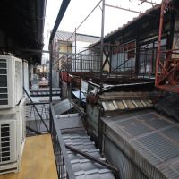 京都市東山区五条橋東の賃貸物件/バルコニーはこのような景色。好みは出るかもしれません。