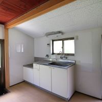 京都府京都市左京区岩倉上蔵町の賃貸物件/キッチンは以前に手が入っている様子