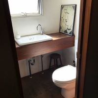 大阪市中央区内平野町2丁目の賃貸物件/明るいトイレは男女別