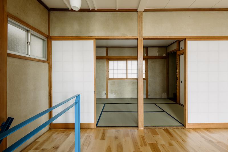 東大阪市五条町９の売買物件/綿壁を削っただけの独特な風合いの壁。