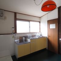 大阪市住吉区上住吉１丁目の賃貸物件/コンパクトに収めらた水回り。レトロな雰囲気の中の彩り。