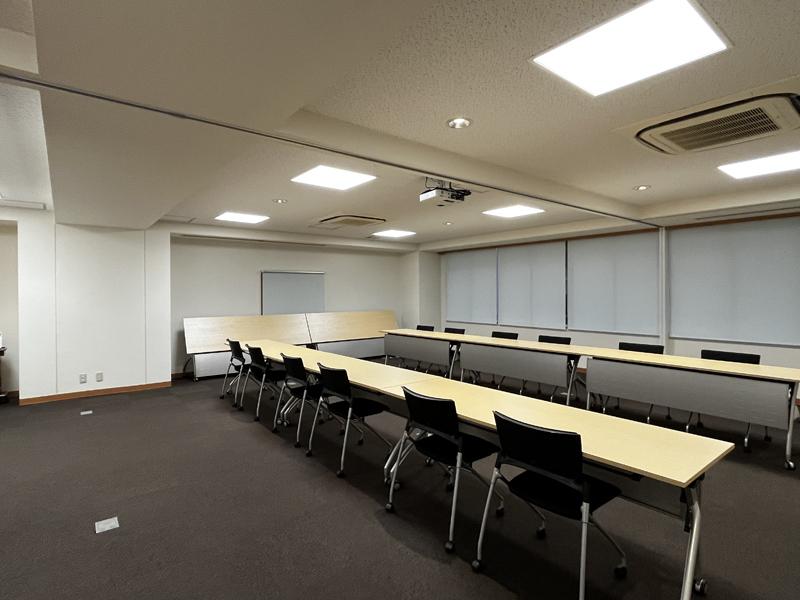 大阪市中央区北浜2丁目の賃貸物件/近隣に貸会議室有、大人数での会議等にも対応可