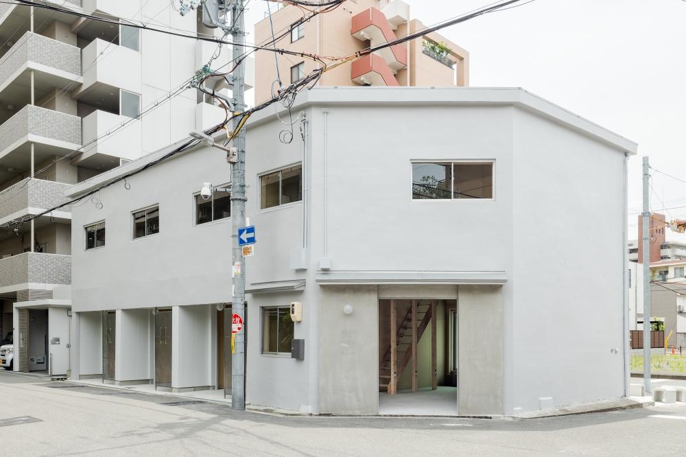 大阪市城東区今福東1丁目12-13の賃貸物件/角ばった外観がトレードマーク！