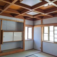 豊中市西緑丘１丁目の賃貸物件/【3階】6畳の和室。こちらは格天井です。