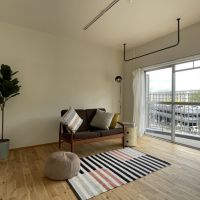 堺市南区原山台1丁2-1の売買物件/明るいリビングでごきげんな日々を過ごしてください。
