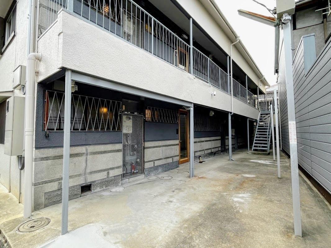 大阪市城東区蒲生４丁目の賃貸物件/建物外観は文化住宅の面影が残ります。
