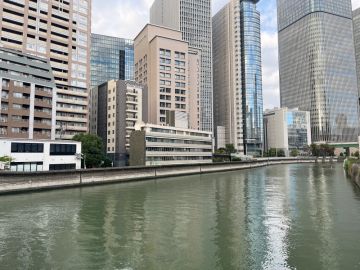 大阪市北区中之島3丁目の賃貸物件/横に長い、中之島の門番