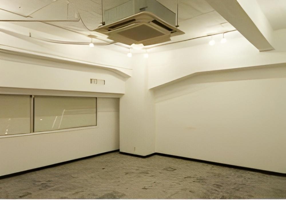 大阪市中央区南本町2丁目の賃貸物件/天井高は3m超え