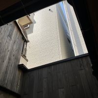 大阪市大正区泉尾4丁目の賃貸物件/見上げるとこんな感じ。