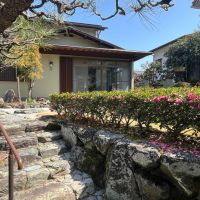 吹田市山田西３の売買物件/平屋のような外観に、どっしりとした風格を感じます