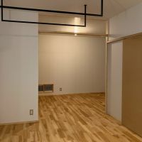 大阪市東淀川区菅原7の賃貸物件/十分な物干しスペースと洋室。(102)