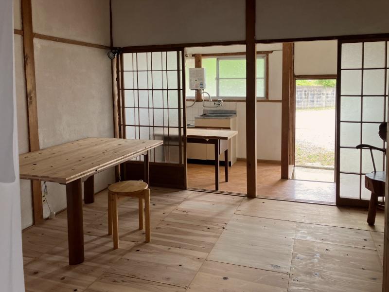 大阪府東大阪市日下町１丁目の賃貸物件/木がメインで優しい印象。