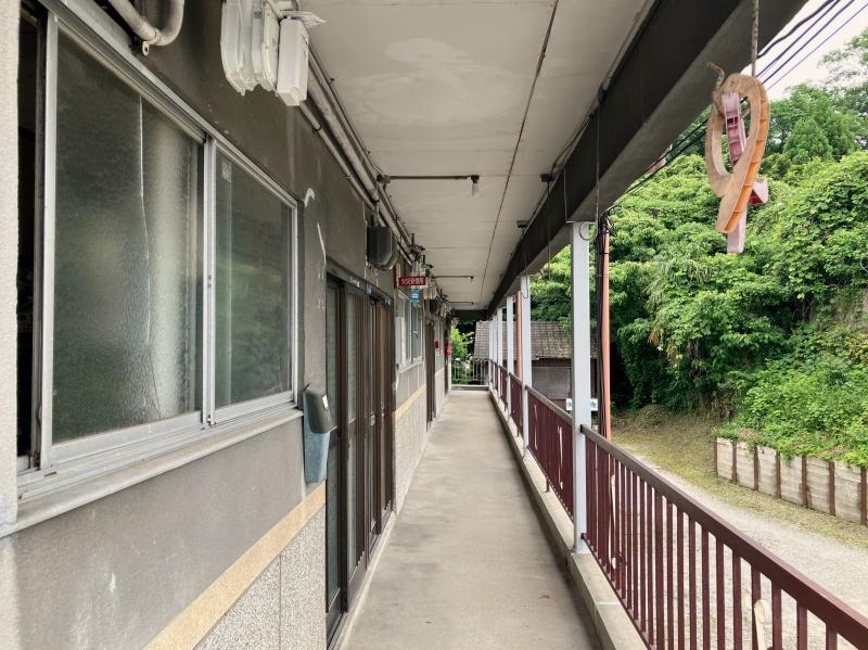 大阪府東大阪市日下町１丁目の賃貸物件/どこにいても自然が視界に入り込む。
