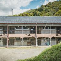 大阪府東大阪市日下町１丁目の賃貸物件/住宅前の敷地ではイベントも開かれます。普段は駐車場として利用可。