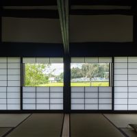 大阪府堺市南区泉田中462-2の売買物件/庭側は雪見障子。のどかな景色を見ながら寛げます。