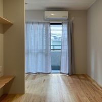 大阪府大阪市北区池田町の賃貸物件/洋室は杉の無垢板フローリング！