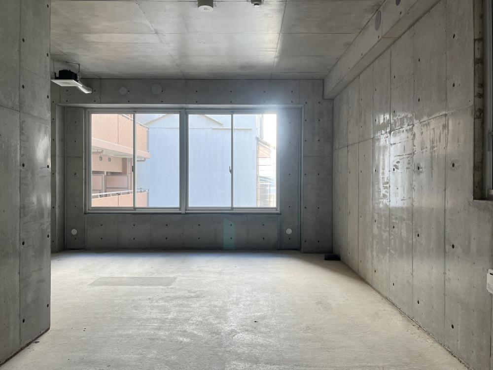 大阪府大阪市中央区南久宝寺町１丁目の賃貸物件/入り口側から。