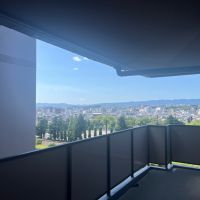 大阪府吹田市西御旅町の売買物件/バルコニーでつながっています。
