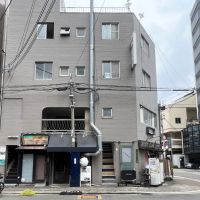 大阪市北区松ケ枝町の賃貸物件/ビルには、おでん・焼き鳥屋なども。