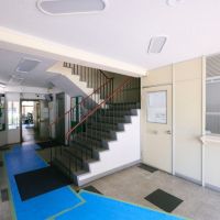 大阪市淀川区塚本2丁目の賃貸物件/共用部。もちろんエレベーターも備わっています。