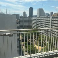 大阪市北区本庄東三丁目の売買物件/こちらから見えるのは、マンションの中の公園！