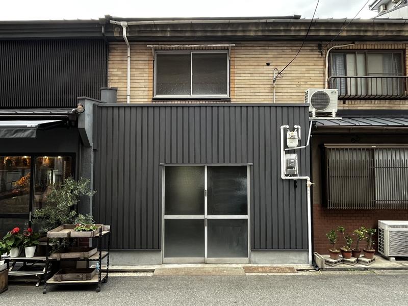 大阪市北区豊崎１丁目の賃貸物件/長屋の路面店舗、ファサードも改装可能です。