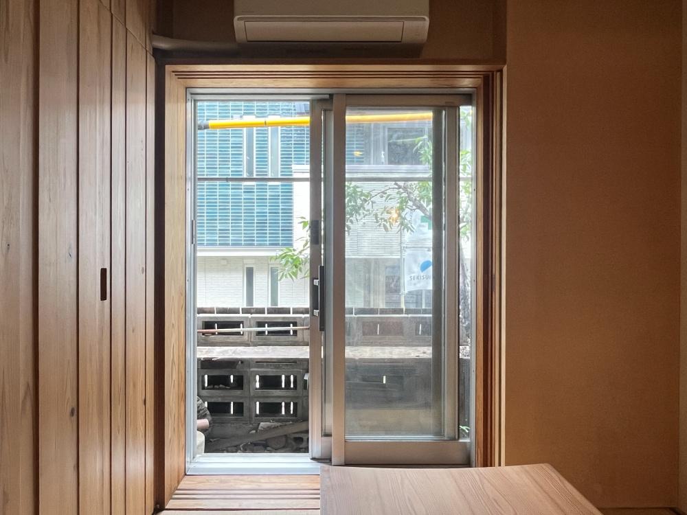 大阪市港区磯路2の賃貸物件/庭に出られます。