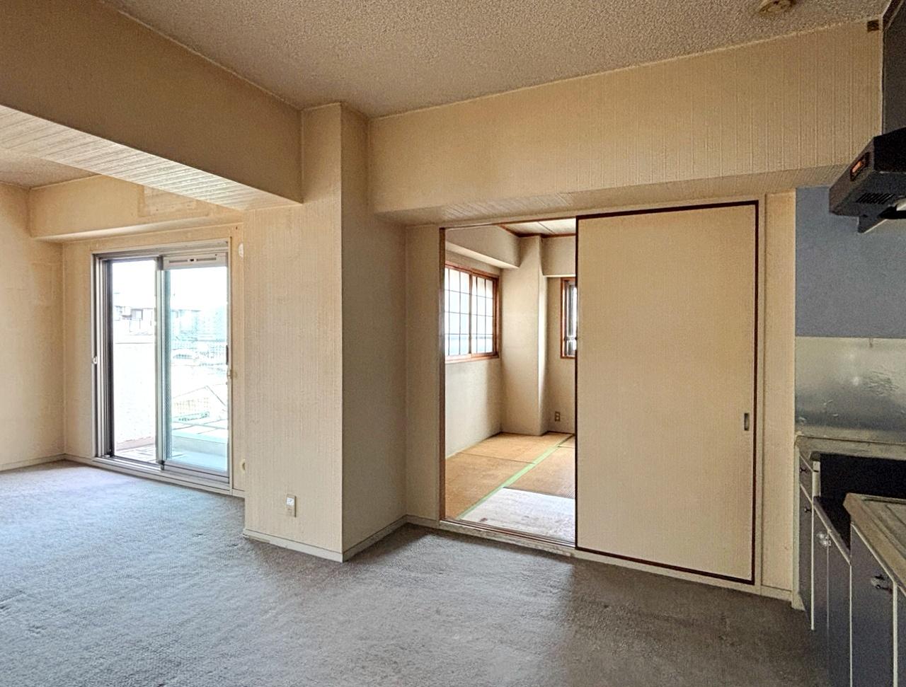 豊中市螢池南町3丁目の売買物件/奥野和室部分と繋げてLDKを拡張するのも良さそう！