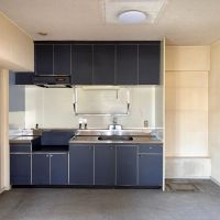 豊中市螢池南町3丁目の売買物件/キッチンもゆとりある広さ。リノベーションの妄想が掻き立てられます。