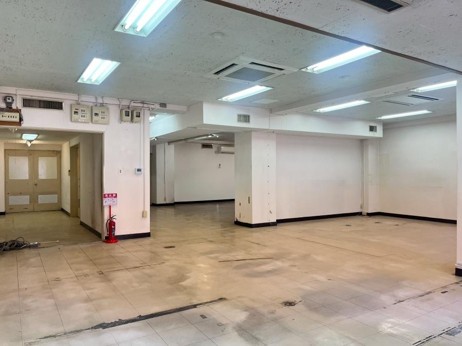 大阪府大阪市北区中津３丁目の賃貸物件/全体像。約160㎡（48.3坪）と広め。