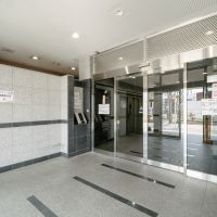 大阪府岸和田市大町の賃貸物件/エントランスはオートロック。古いけど、管理はしっかり。