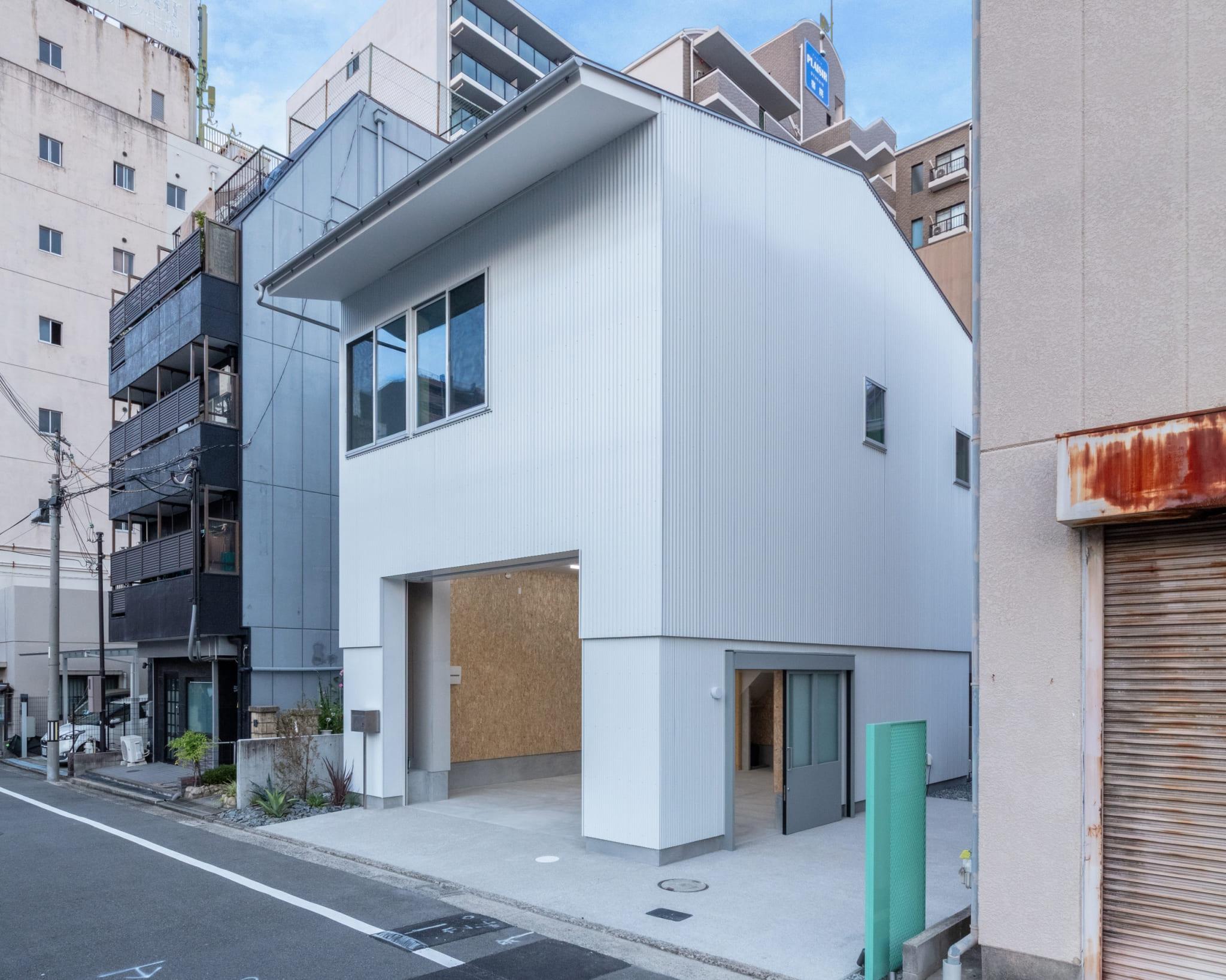 大阪府堺市堺区宿院町東４丁の賃貸物件/一級建築士事務所による新築です。