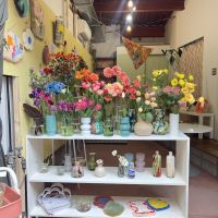 大阪市福島区海老江７丁目の賃貸物件/ガレージスペースの使用イメージ。前入居者は1階ガレージで花屋を開いていました。（前入居者より写真提供）