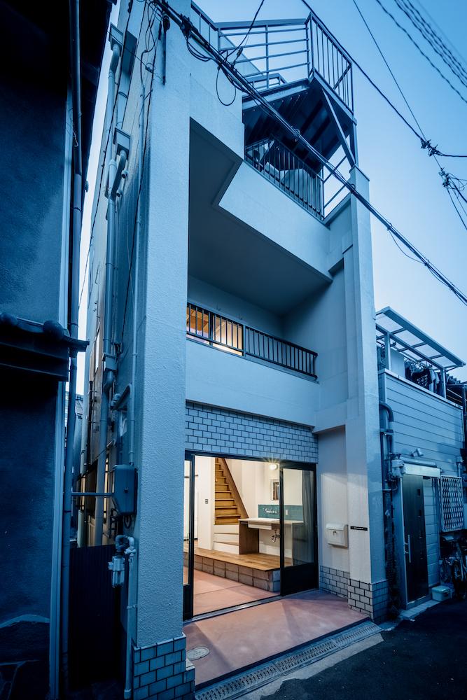 大阪市福島区海老江７丁目の賃貸物件/マンションが多い海老江ではめずらしい一戸建ての賃貸。最寄り駅からいずれも徒歩圏内です。