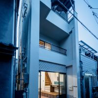 大阪市福島区海老江７丁目の賃貸物件/マンションが多い海老江ではめずらしい一戸建ての賃貸。最寄り駅からいずれも徒歩圏内です。
