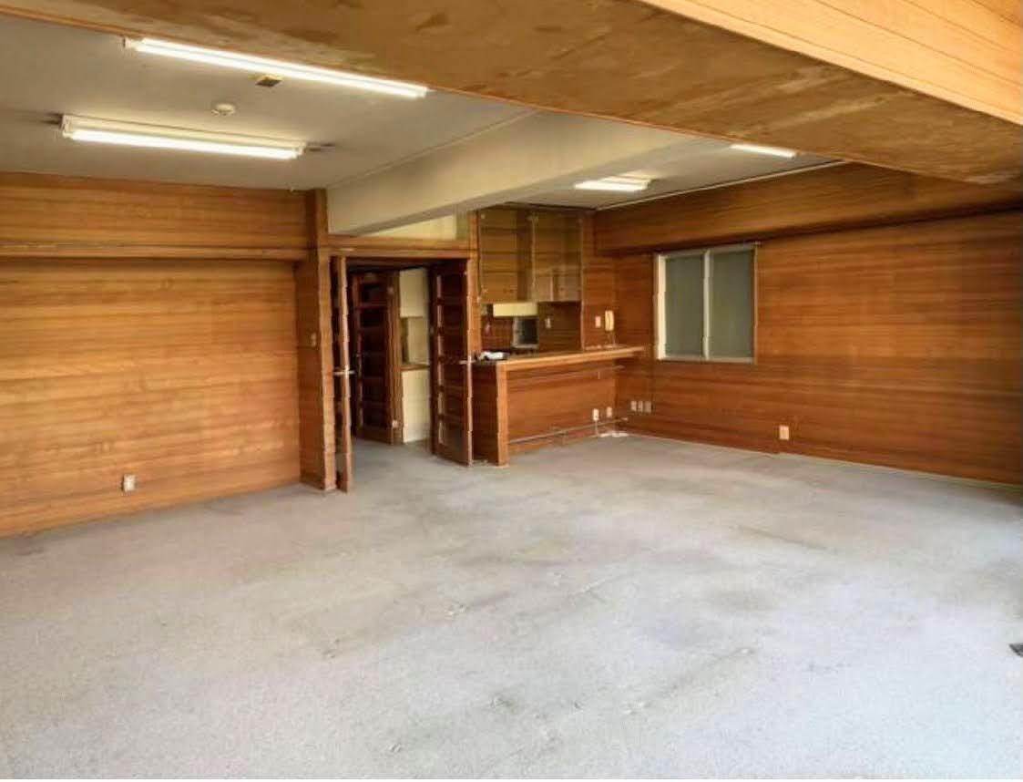 大阪府大阪市中央区南新町2丁目の売買物件/90㎡の広さを堪能できる1LDKのリビングルーム。