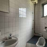 大阪市東住吉区駒川３丁目の賃貸物件/便器は借主が改装しやすいよう、取り払われる予定です。