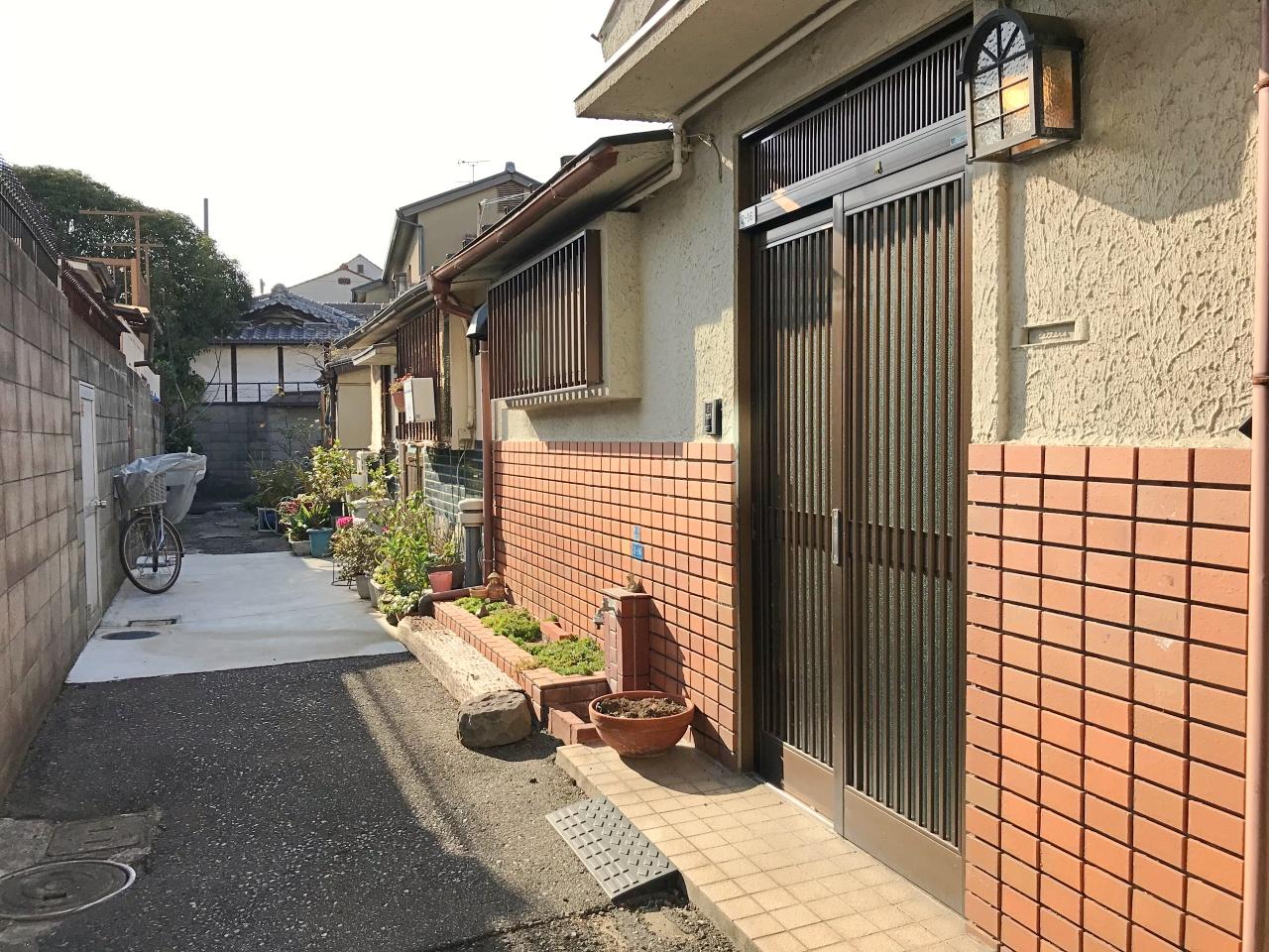 大阪市東住吉区田辺５丁目の賃貸物件/連棟の北側はしっこです