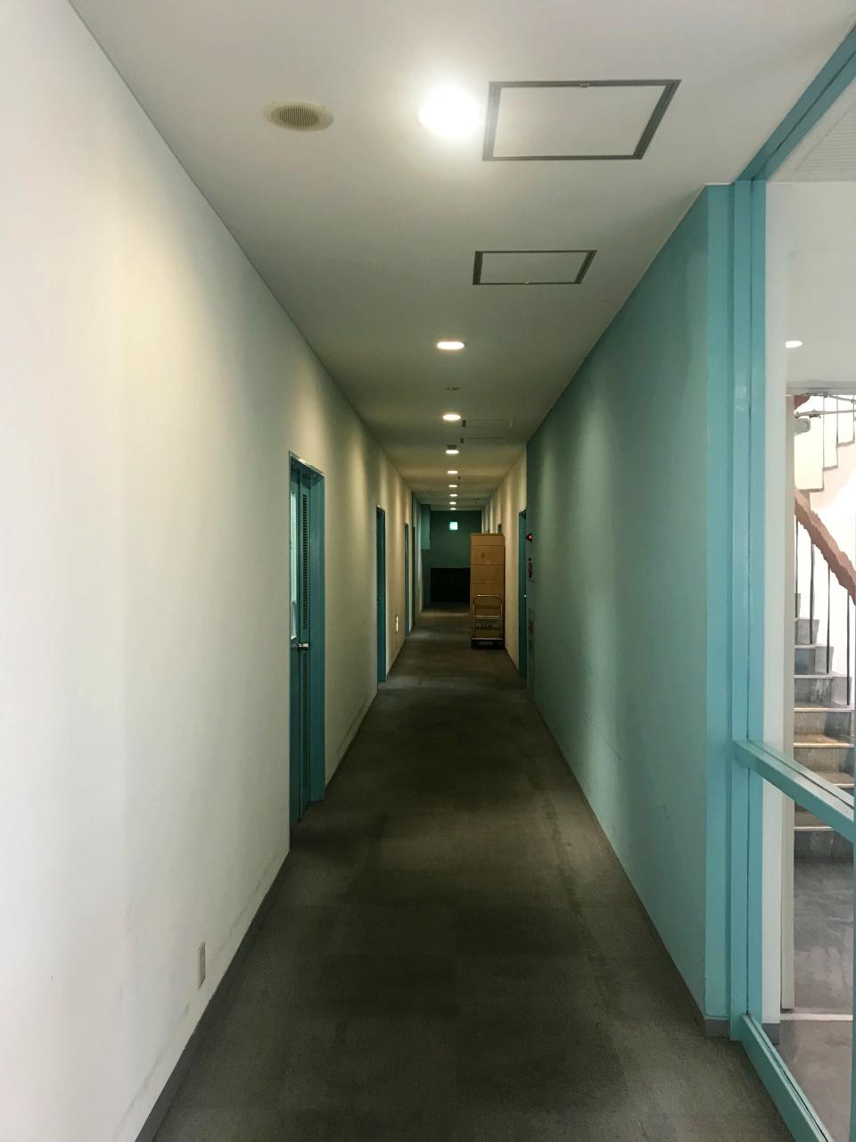 大阪市中央区南本町2丁目の賃貸物件/フロアごとにテーマカラーがあります