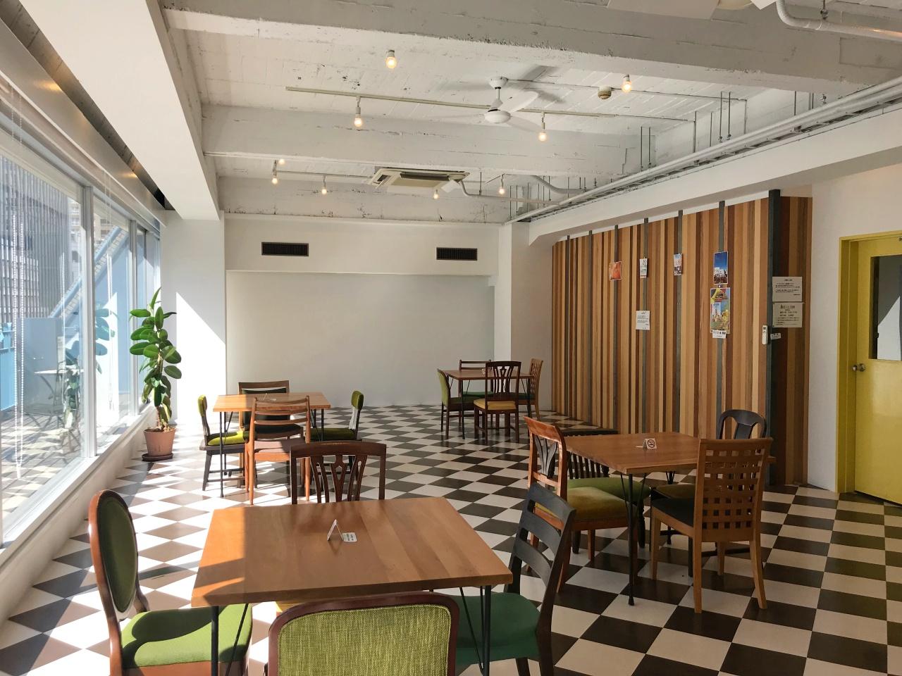 大阪市中央区南本町2丁目の賃貸物件/共用のMTGルーム。入居者はイベント開催もOK