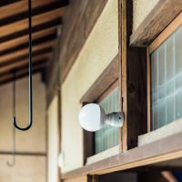 大阪市阿倍野区北畠１丁目の賃貸物件/オリジナルの建具によく似合う照明。夜の灯りも格別です