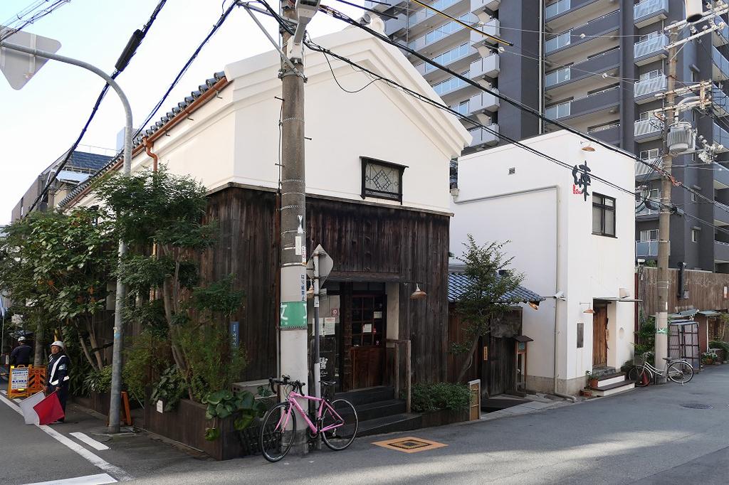 大阪市中央区谷町６丁目の賃貸物件/立ち寄らずにはいられない。風格漂う外観。
