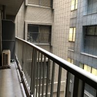 大阪市西区南堀江1丁目の賃貸物件/バルコニーの日当たりは正直良くないです