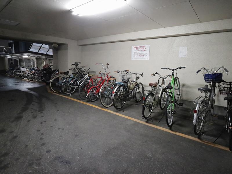 大阪市西区南堀江1丁目の賃貸物件/駐輪場は300円/月