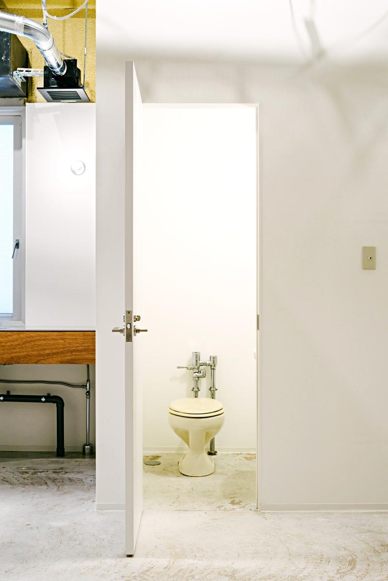 大阪市北区中崎西一丁目の賃貸物件/トイレは既存再利用になります