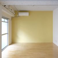 目黒区目黒の賃貸物件/少し低い梁下の高さは2mちょっと