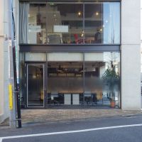 目黒区下目黒の賃貸物件/東側にも出入口がある